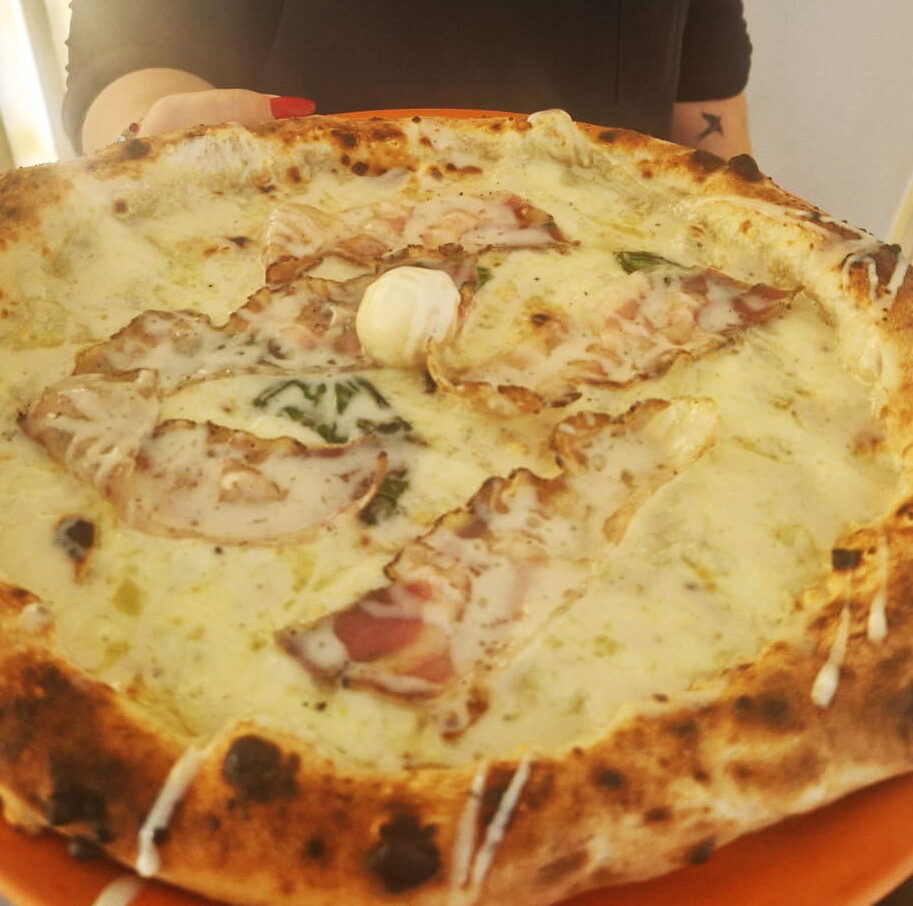 Pizza-Cacio-e-Pepe