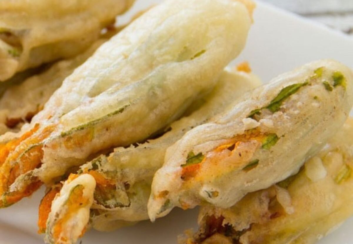 Fiori di zucca ripieni di ricotta storia, ricetta e tradizione napoletana